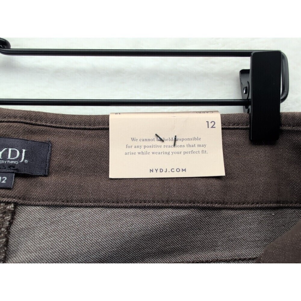 NYDJ Cool Embrace Chloe Capri Hollywood Women's Size 12 Punch Lift Tuck Tech NWT - Picture 12 of 16